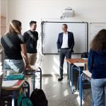 Μητσοτάκης από τον Ασπρόπυργο: Νέες και σύγχρονες σχολικές υποδομές σε όλη τη χώρα
